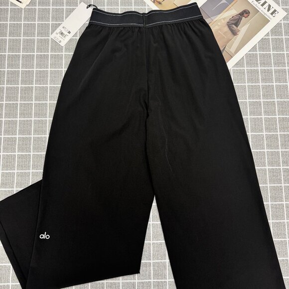 Brand New ALO Yoga Women's Black Suit Up Trouser (Regular) 😀😀 - Picture 3 of 8